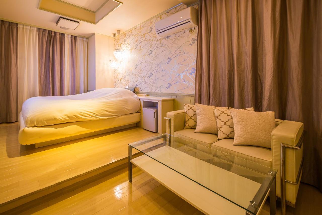 Hotel Aqua Color (Adults Only) Фукусима Экстерьер фото